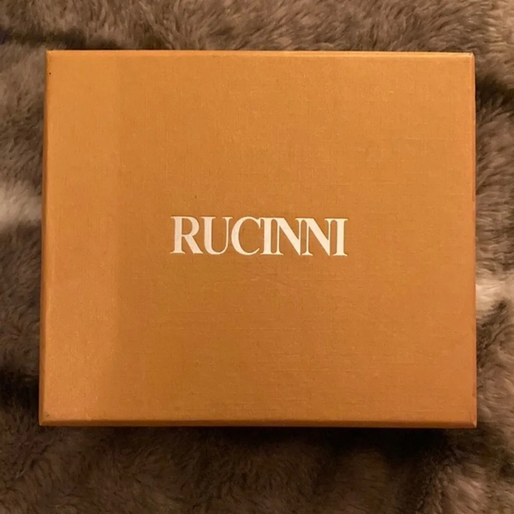 Brand new still sealed Rucinni Christmas picture frame